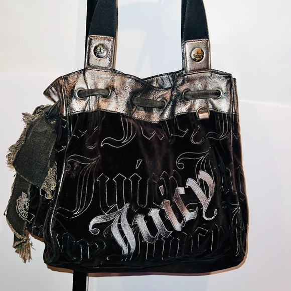 Juicy Couture Handbags - Vintage Black Juicy Couture Purse Daydreamer Tote Bag Velour Y2K Preloved